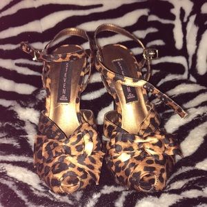 STEVE MADDEN CHEETAH BOW SHOES